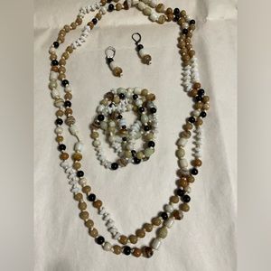 Multicolor Necklace with matching Earrings and Bracelets